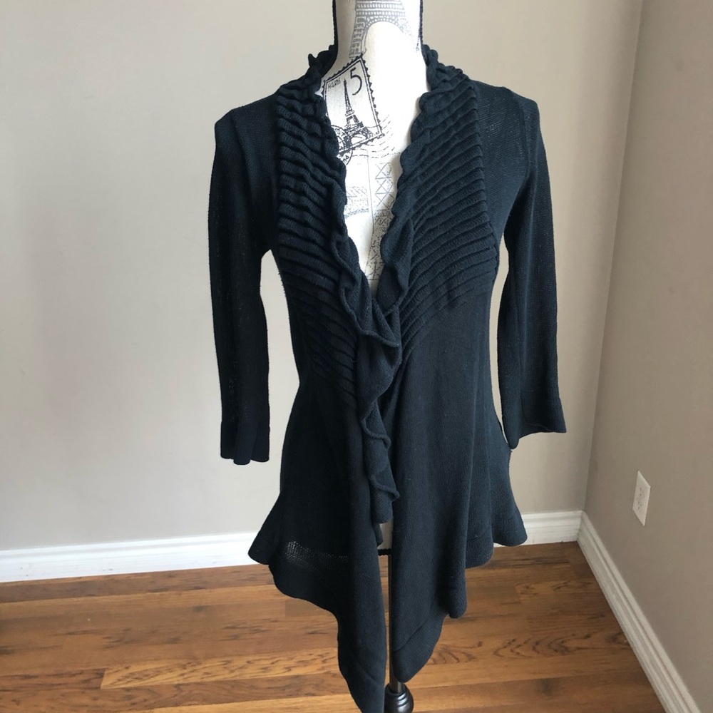 Line For Aritzia open front knit ruffle sweater XS